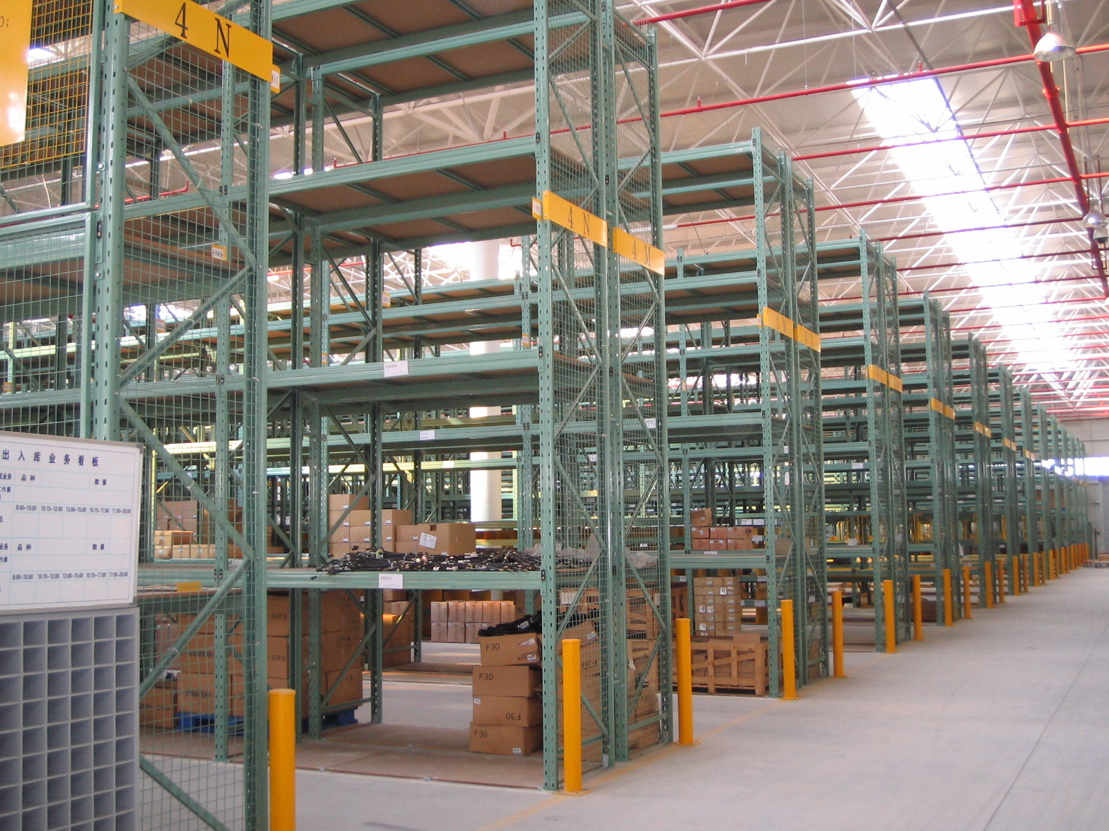 سیستم رکاب پالت سبز سنگین ، قفسه های ذخیره سازی فولاد صنعتی