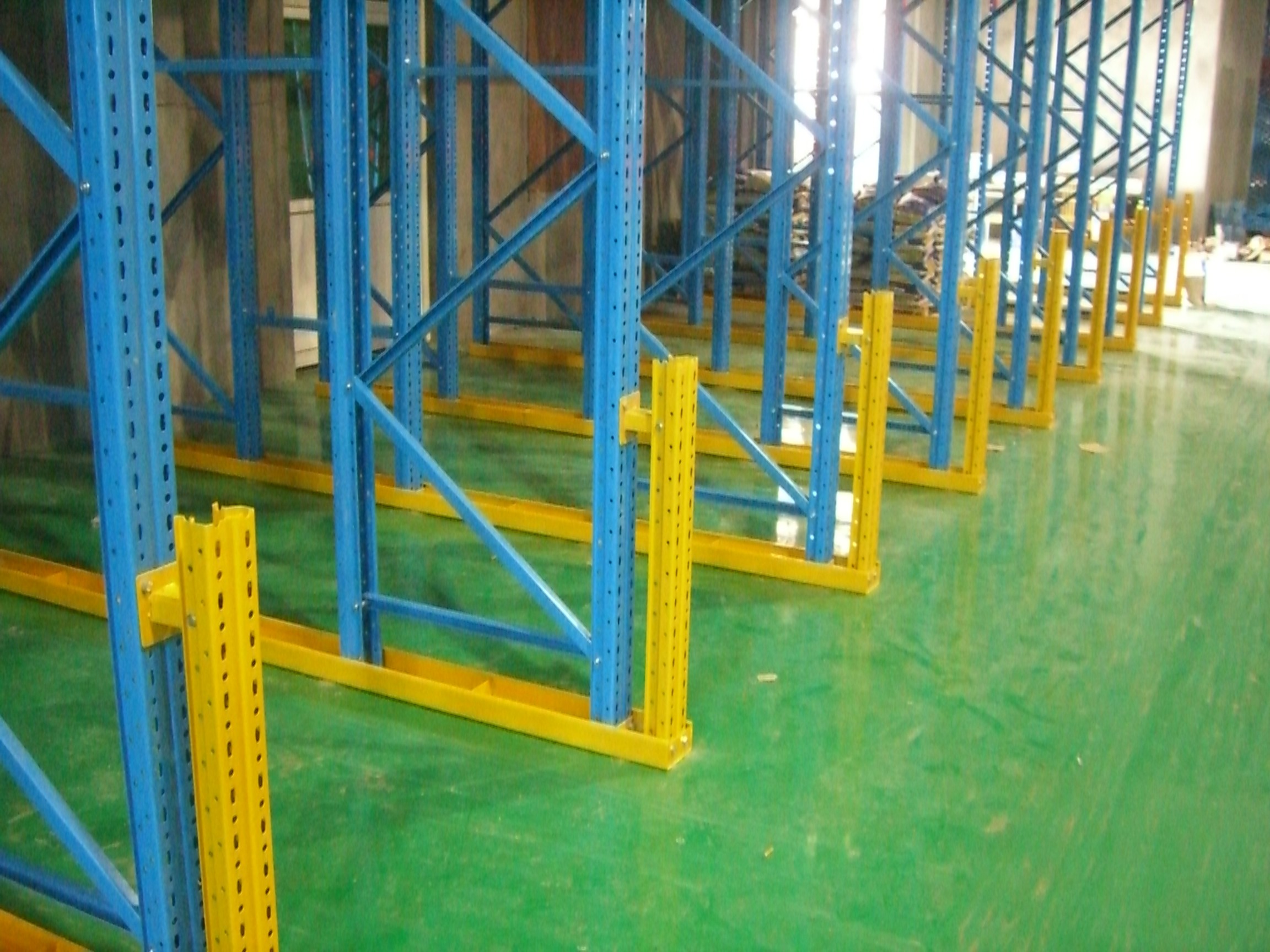 درایو ذخیره سازی صنعتی در سیستم رکاب رنگ و روکش پودری برای انبار تدارکات